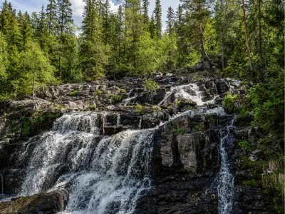 Water on the rocks, de foto