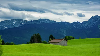 Berglandschap met stal, de foto