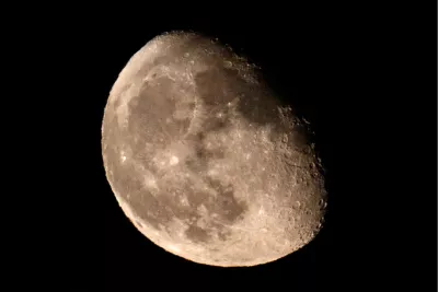 Maan aan de hemel, de foto